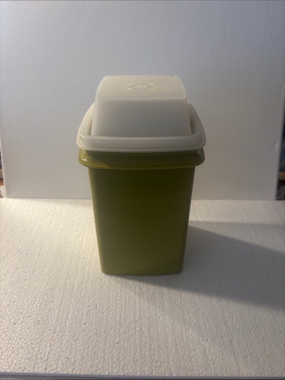 Vintage 3pc 1970’s Tupperware Avocado Green Pickle Keeper